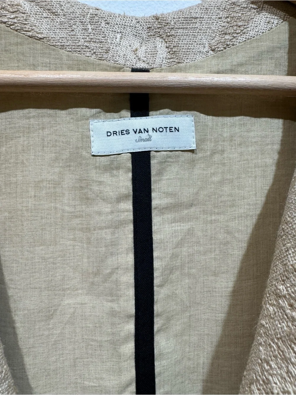 Unique Dries Van Noten Embroidered Beige Kimono Coat - Picture 3 of 15